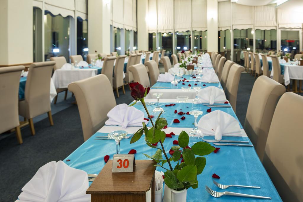 Ege Sevilen Hotel Turgutlu Esterno foto
