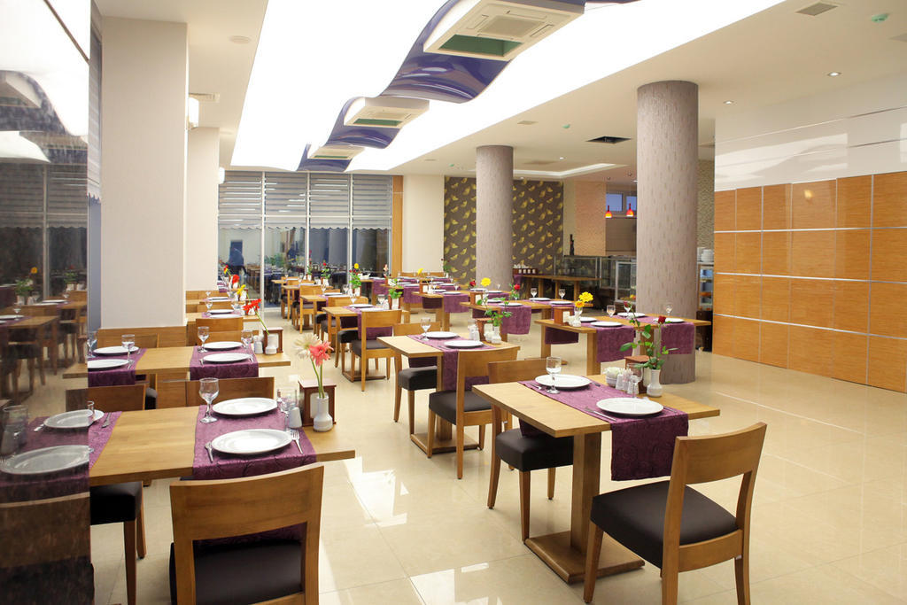 Ege Sevilen Hotel Turgutlu Esterno foto