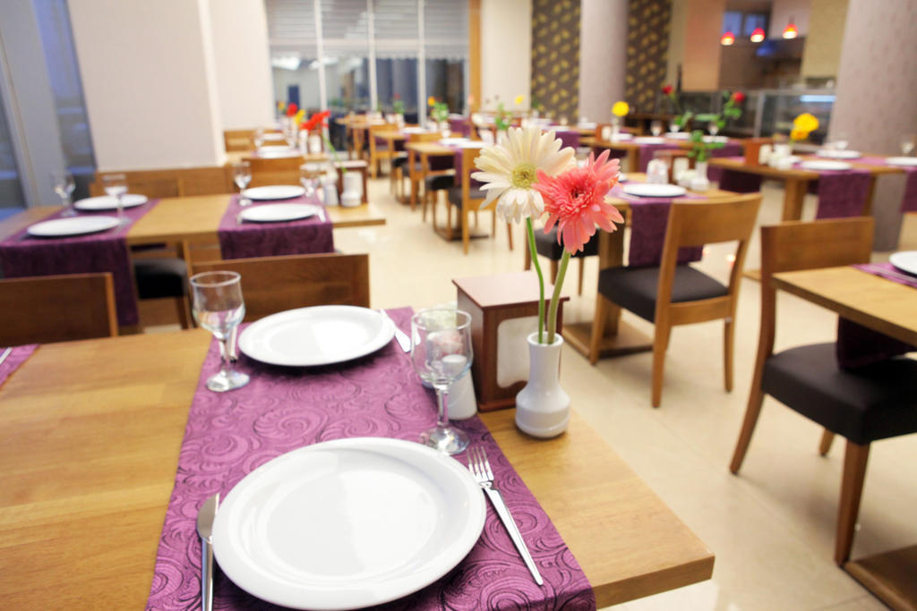 Ege Sevilen Hotel Turgutlu Esterno foto